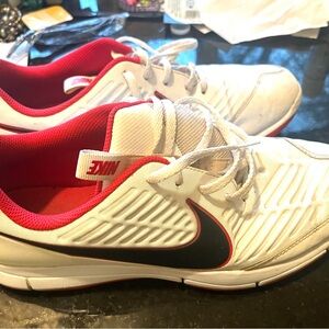 Nike Explorer 2 spikeless Golf Shoes